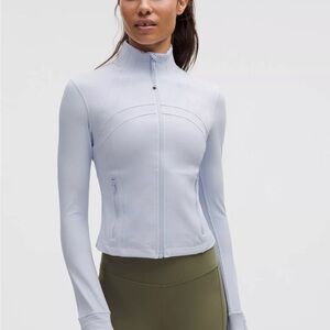 ✨EUC✨ Lululemon Nulu Define Jacket in Serene Blue size 2!